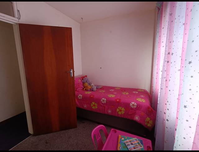 3 BEDROOM FLAT FOR SALE IN VANDERBIJLPARK CENTRAL